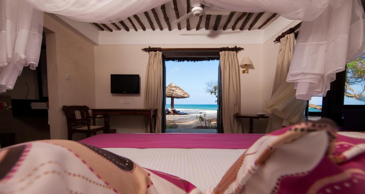 蓝花楹印度洋海滩度假村 迪亚尼海滩 客房 照片